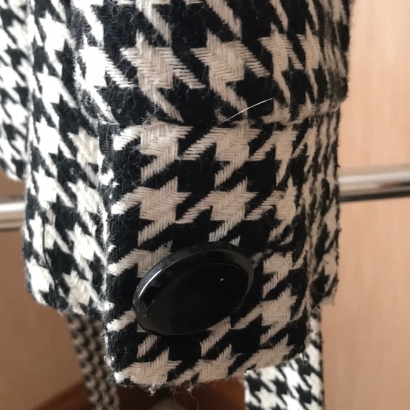 FINAL! Must go by 8/15 Houndstooth Jacket - Picture 5 of 5